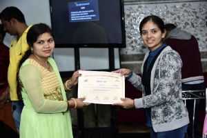 फोटोशॉप कार्यशाला का आयोजन