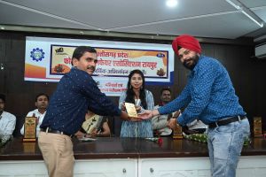 स्वास्थ्य शिविर एवं परिचर्चा 