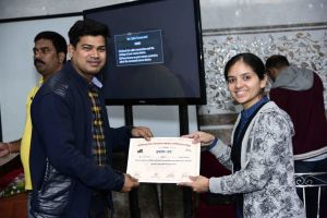 फोटोशॉप कार्यशाला का आयोजन